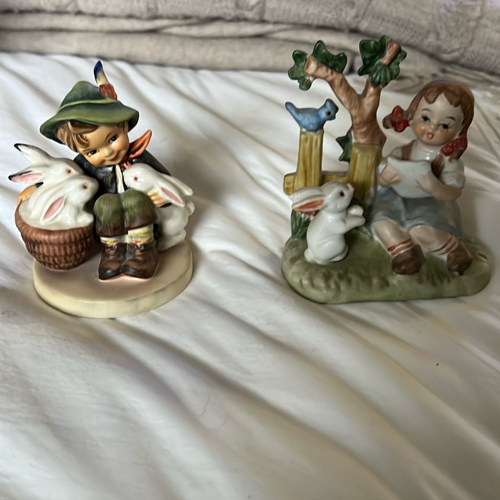 Two Hummel figurines